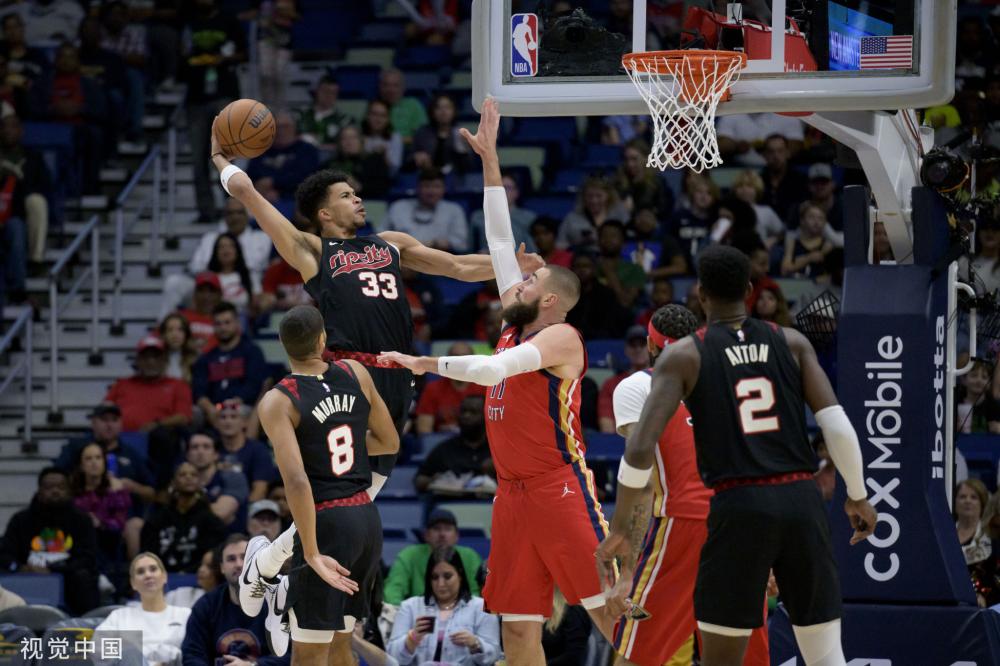 前锋的到来 前锋的到来