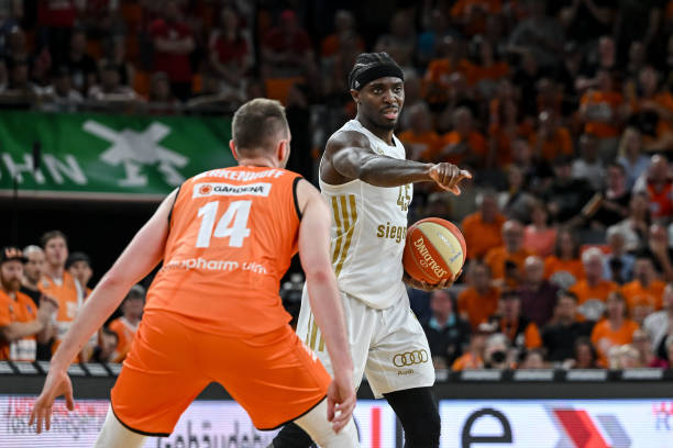 都会在冠军 都会在冠军