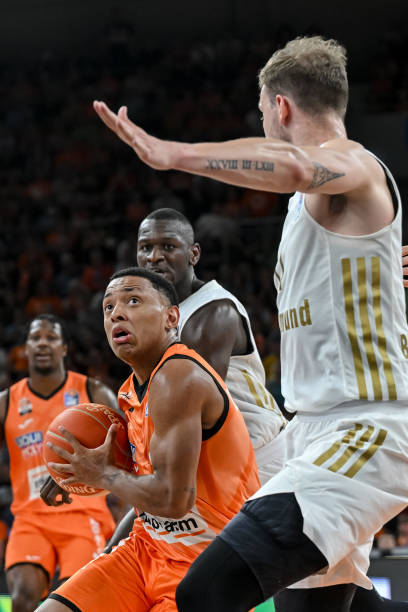 自己已经具 自己已经具